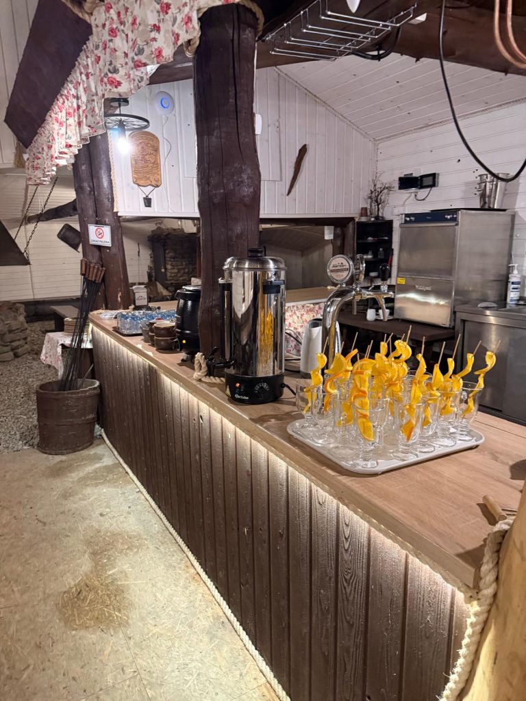 51cbd508 ef15 41b8 be61 9afbbf0cc9df